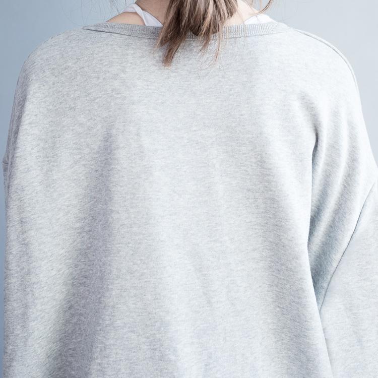 Classic Vintage Sweater with a Flattering Fit
