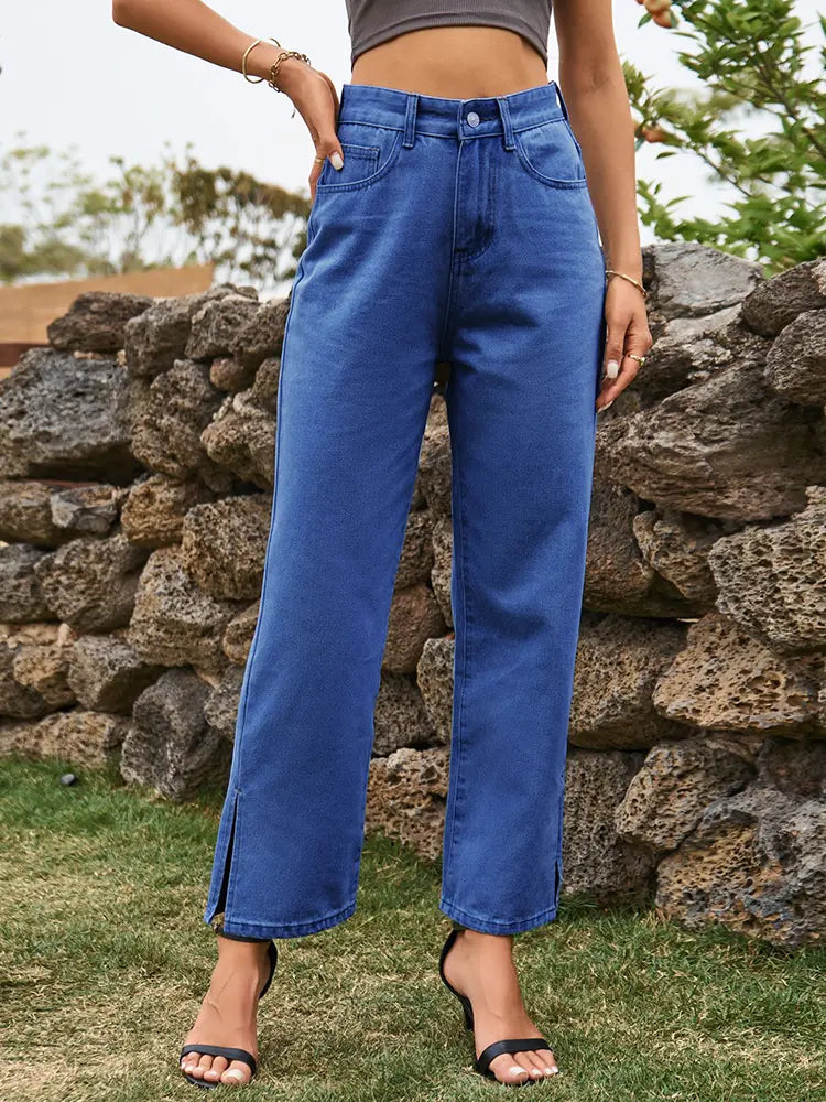 Classic Vintage Pants with a Flattering Fit