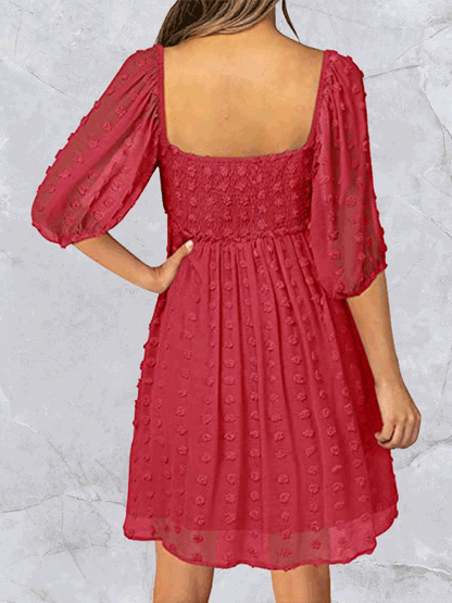 Well Tailored Dress with a Graceful Silhouette