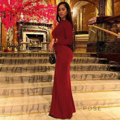 Effortlessly Elegant Dress with a Timeless Design