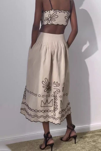 Classic Vintage Dress with a Flattering Fit