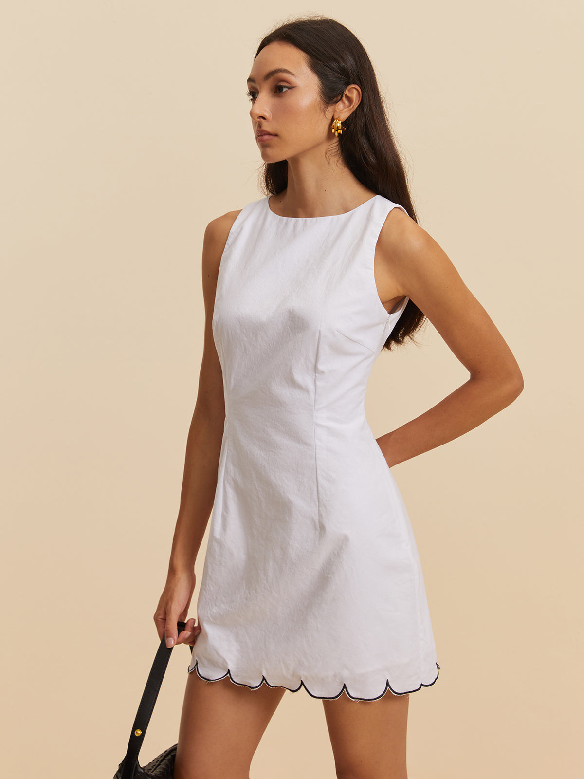 Gracefully Styled Dress for Any Occasion