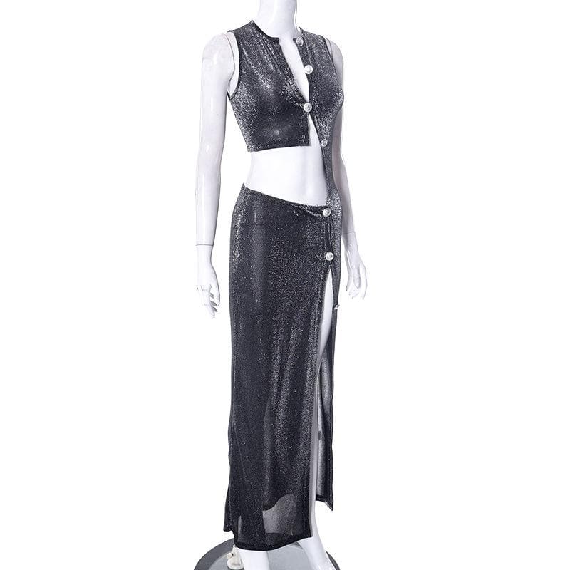 Beautifully Finished Dress in a Timeless Design