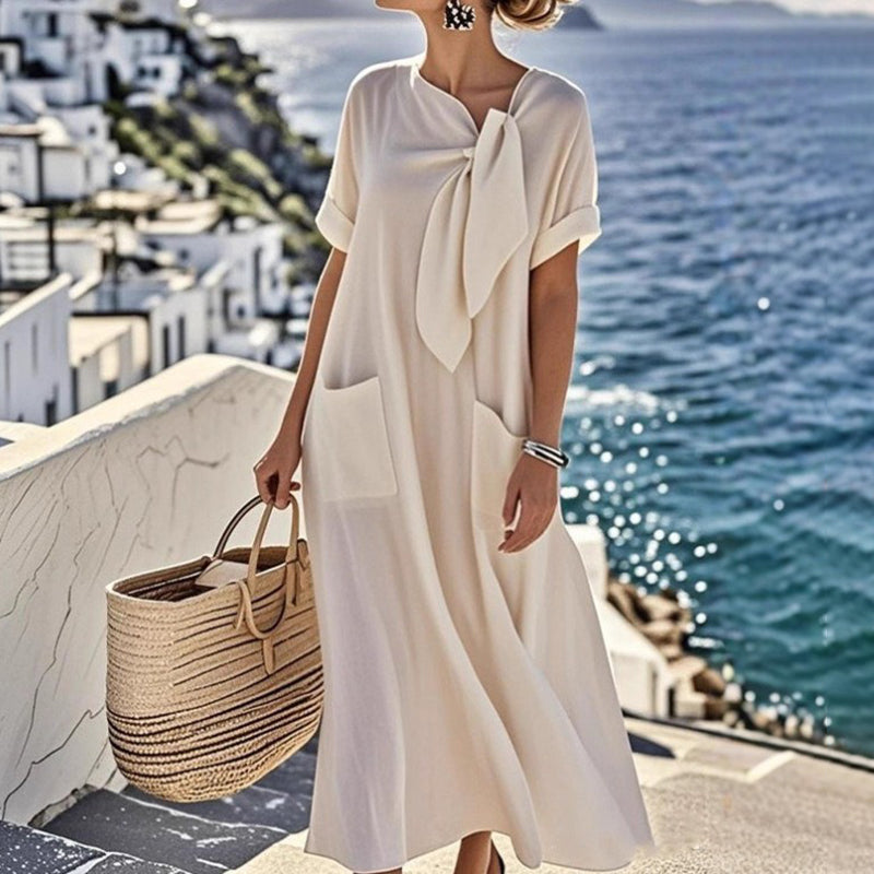 Effortlessly Elegant Dress with a Timeless Design