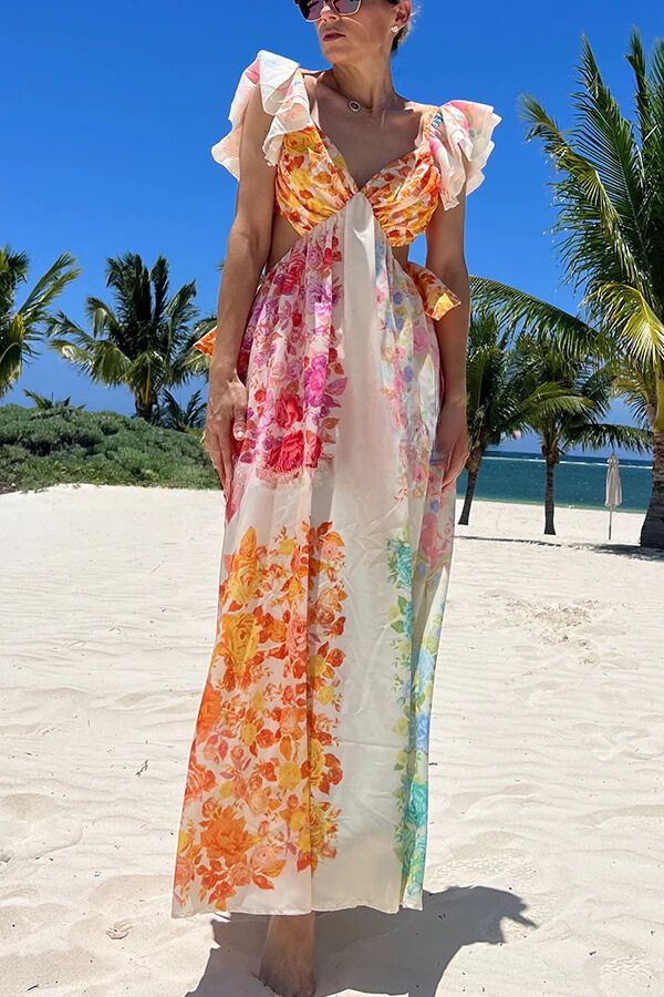 Beautifully Finished Dress in a Timeless Design