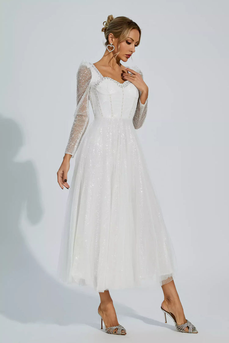 Beautifully Crafted Dress in a Classic Style