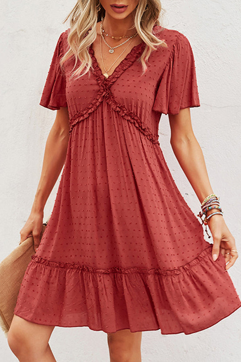 Well Tailored Dress with a Graceful Silhouette