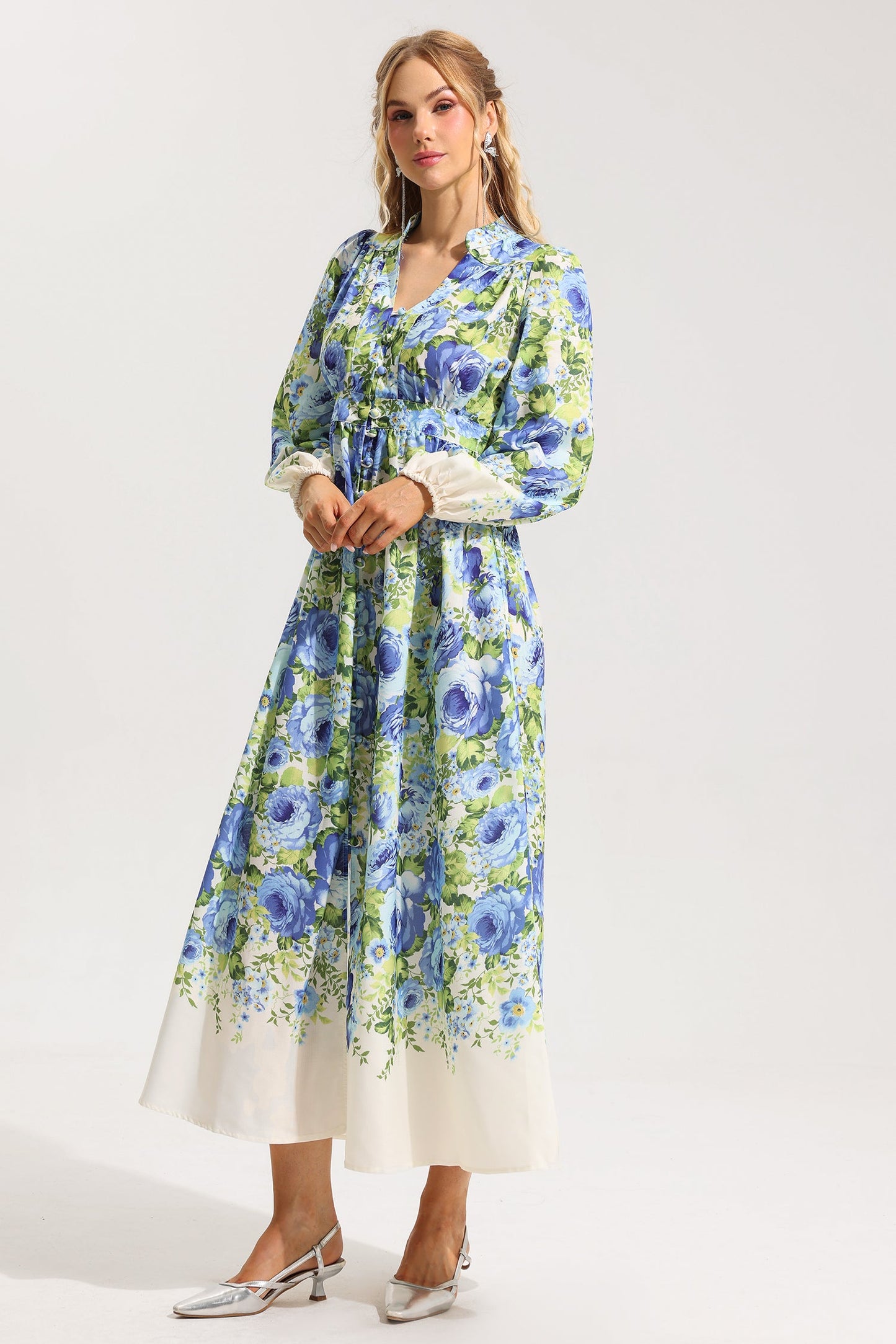 Gracefully Styled Dress for Any Occasion