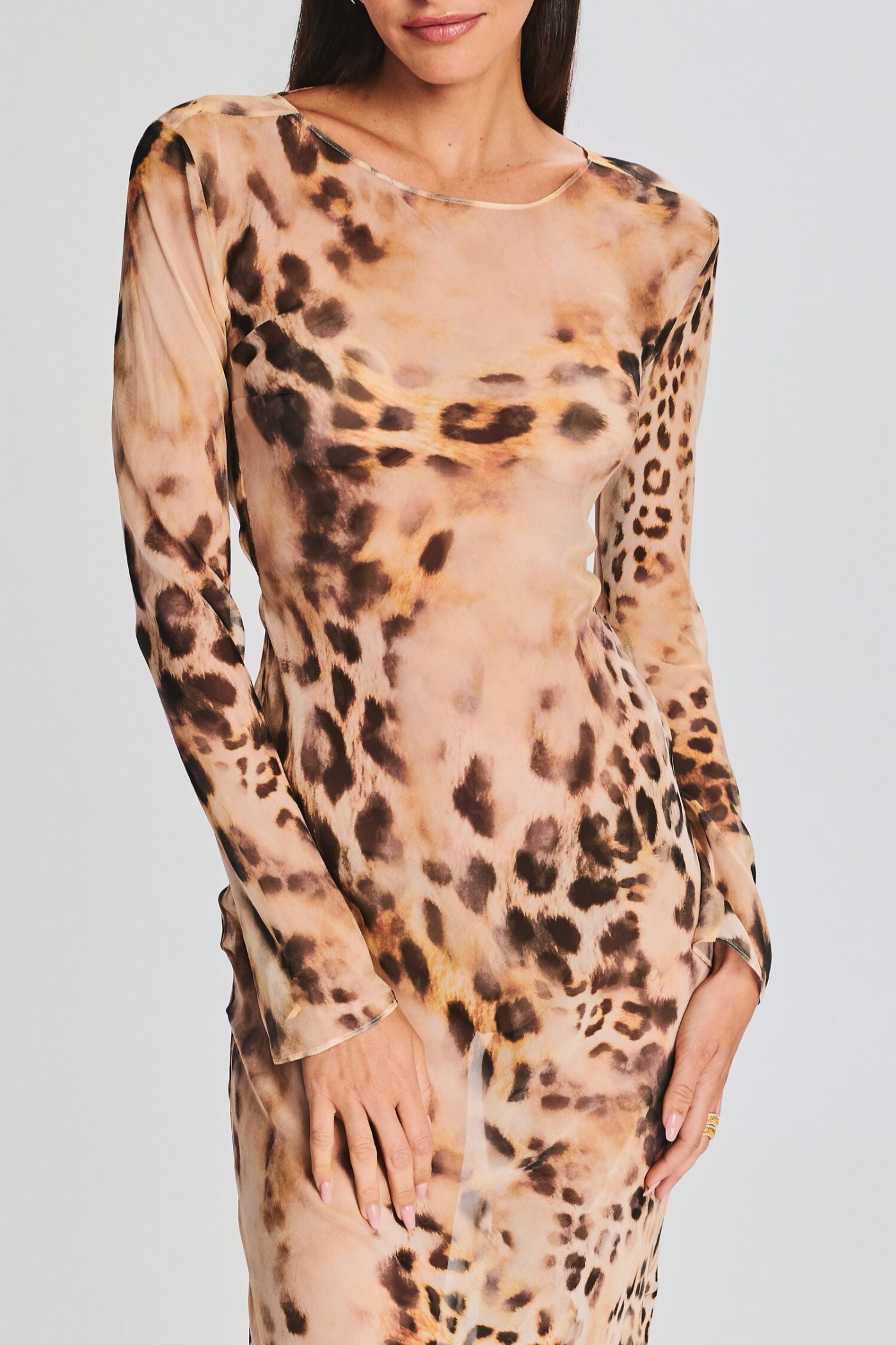 Beautifully Crafted Dress in a Classic Style