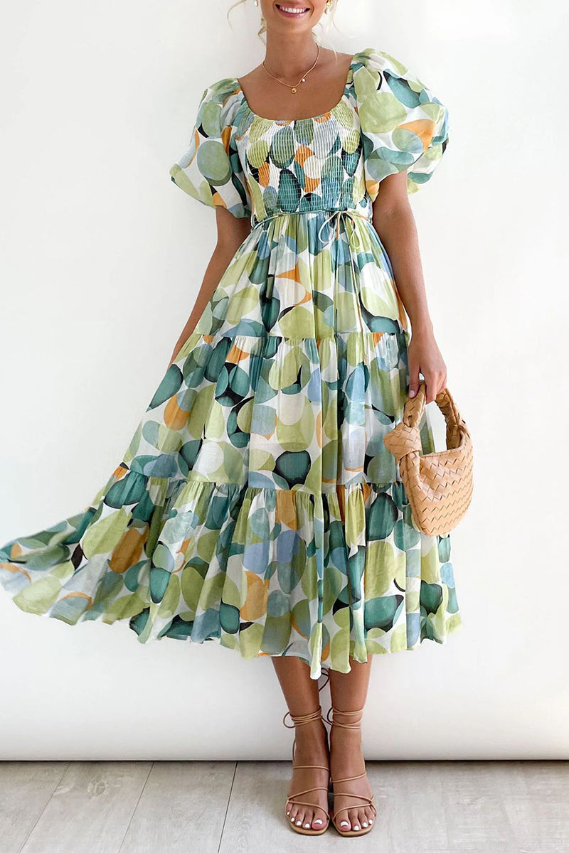 Gracefully Styled Dress for Any Occasion