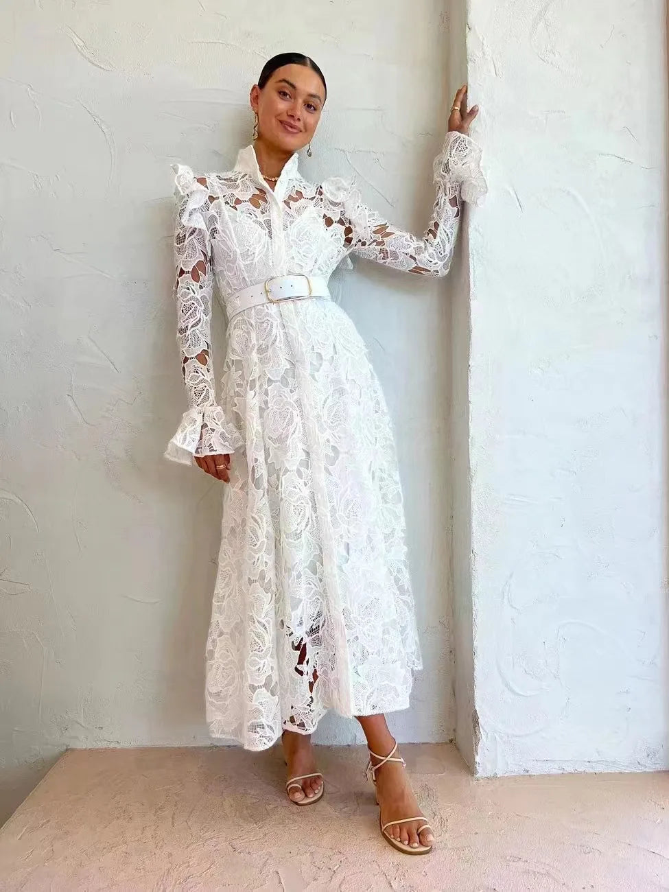 Beautifully Crafted Dress in a Classic Style