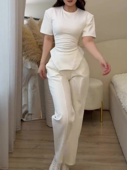 Sophisticated Pants with a Clean Classic Look