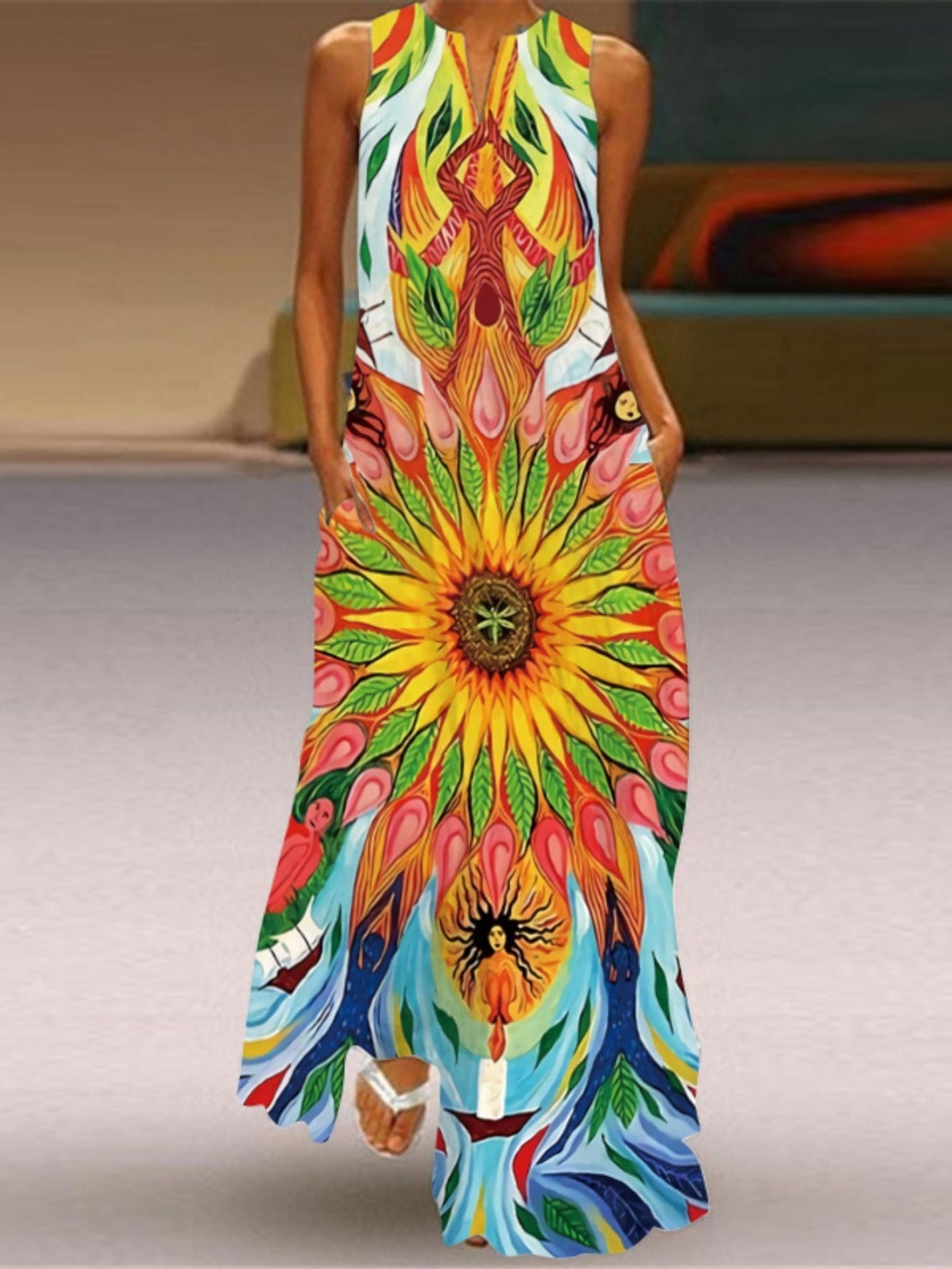 Beautifully Finished Dress in a Timeless Design