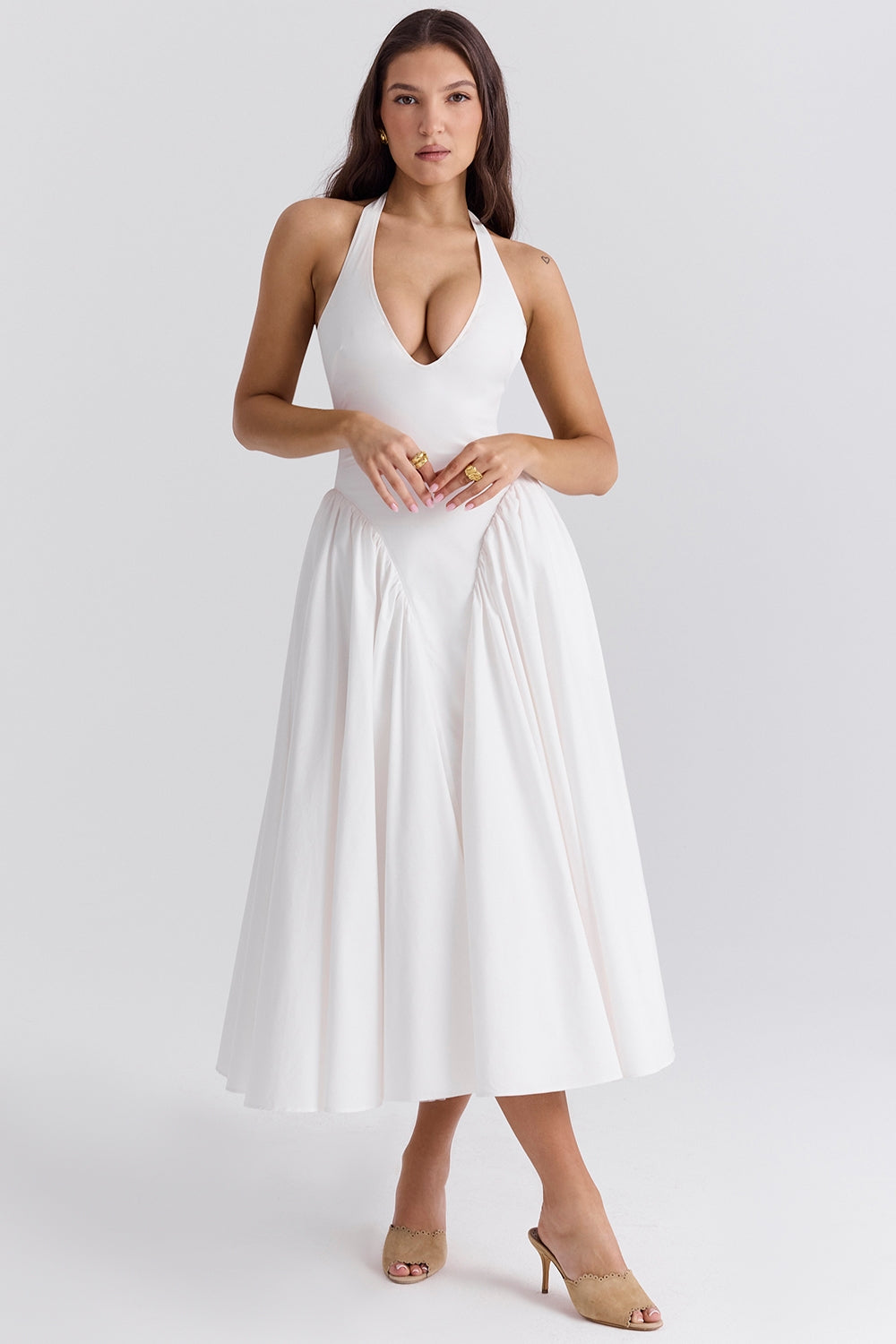 Classic Vintage Dress with a Flattering Fit