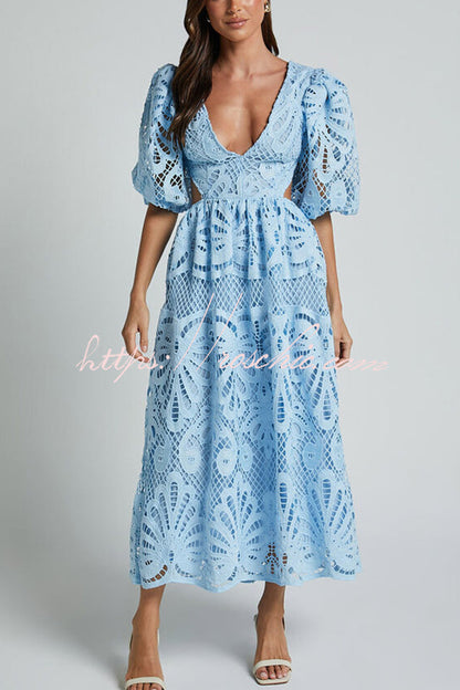 Classic Vintage & Enduringly Stylish Dress