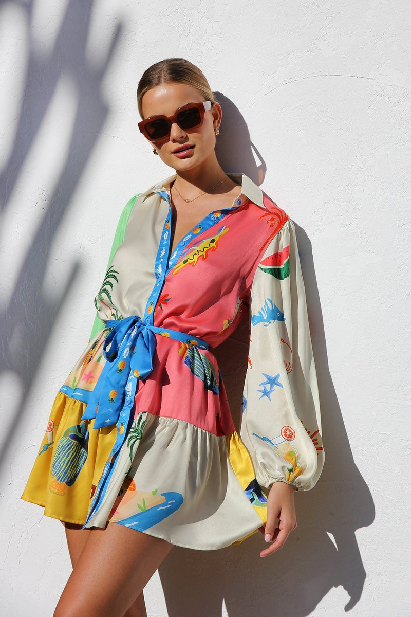 Classic Vintage Dress with a Flattering Fit