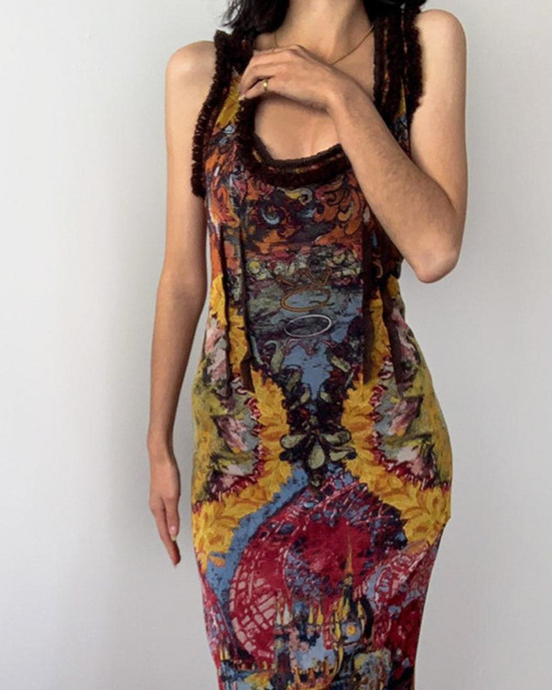 Beautifully Finished Dress in a Timeless Design