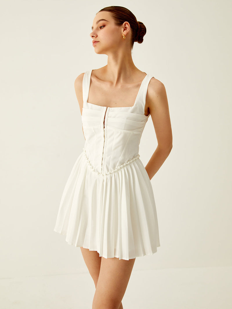 Sophisticated Dress with a Clean Classic Look
