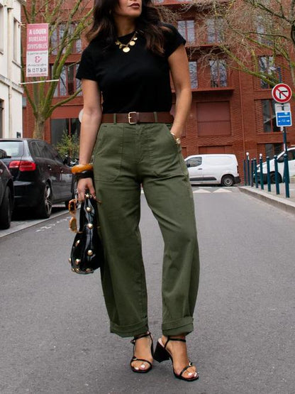 Sophisticated Pants with a Clean Classic Look