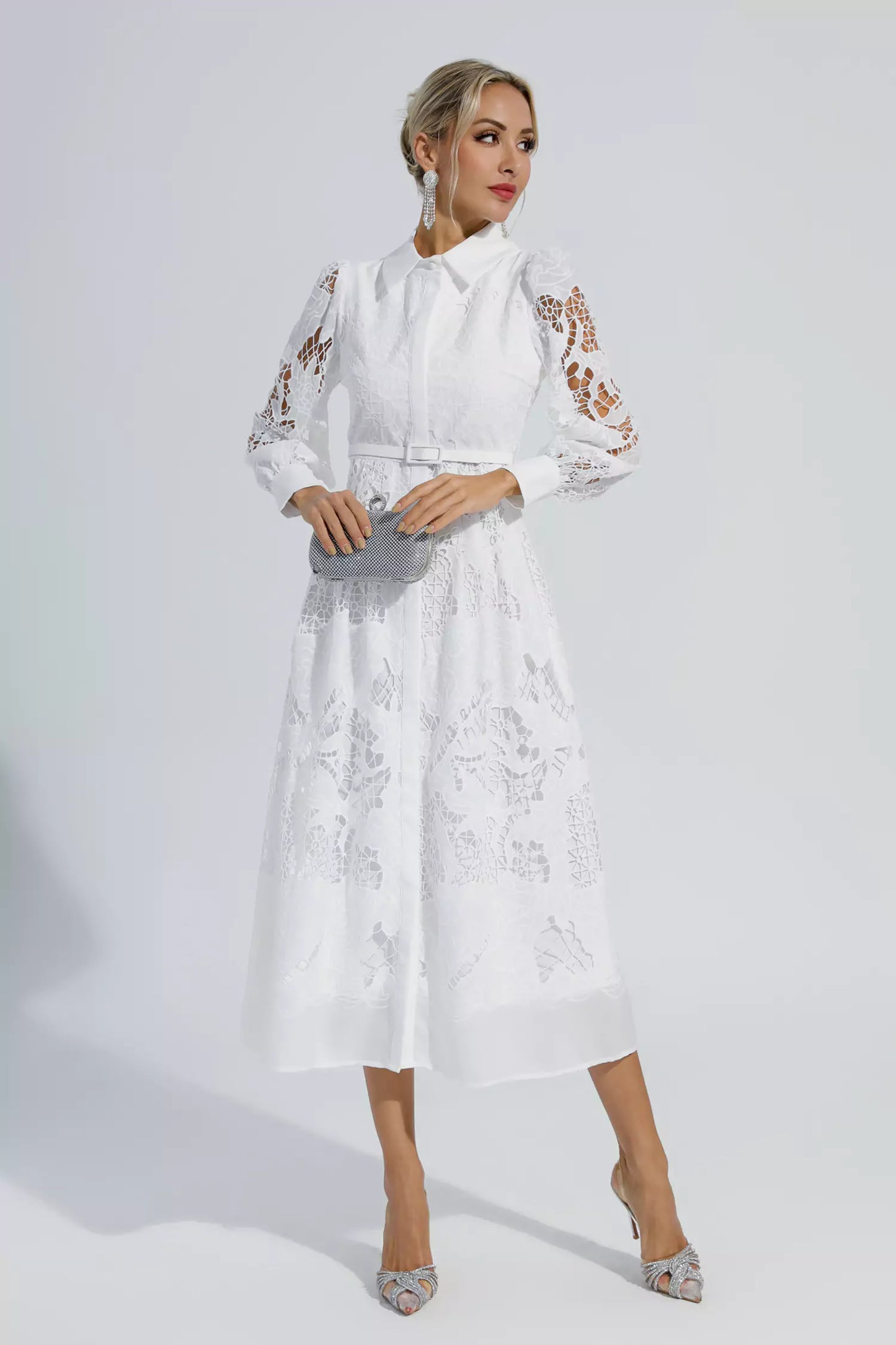 Well Tailored Dress with a Graceful Silhouette