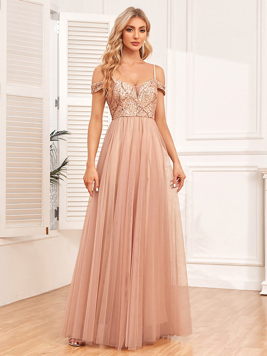 Gracefully Styled Dress for Any Occasion