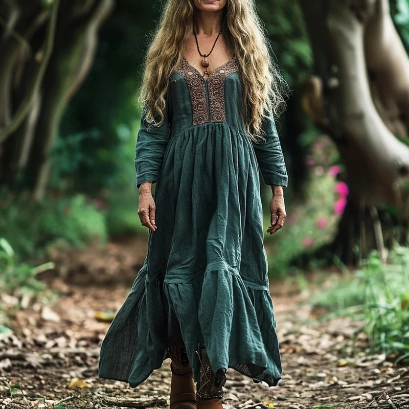 Beautifully Crafted Dress in a Classic Style
