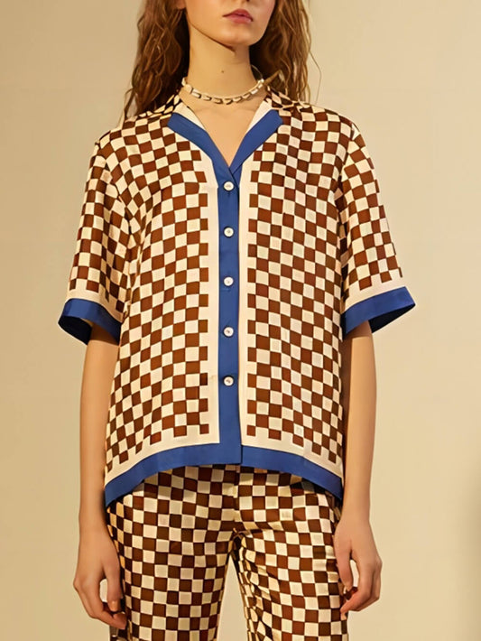 Well Tailored Pants with a Graceful Silhouette
