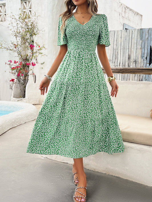 Gracefully Styled Dress for Any Occasion