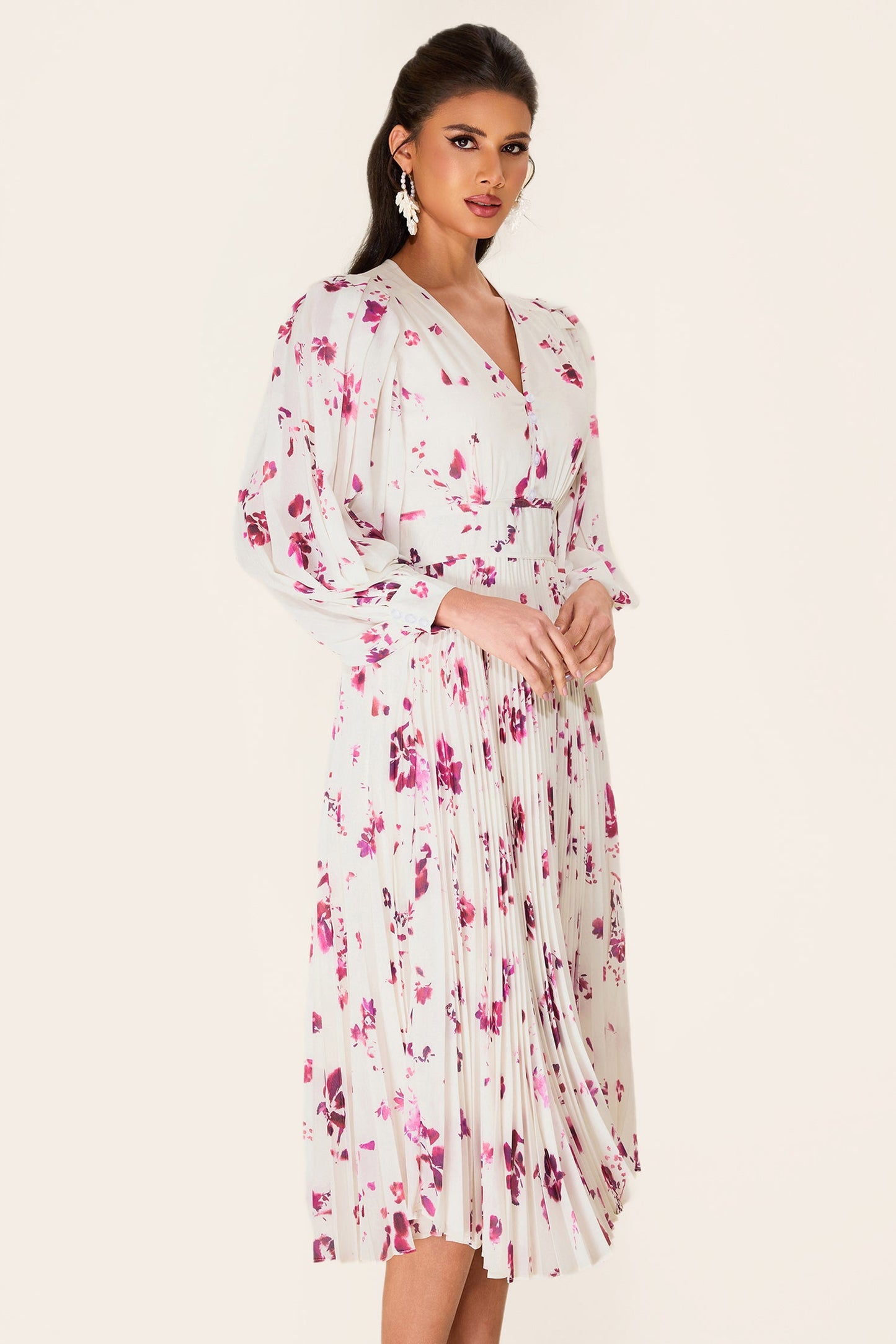 Classic Vintage & Enduringly Stylish Dress