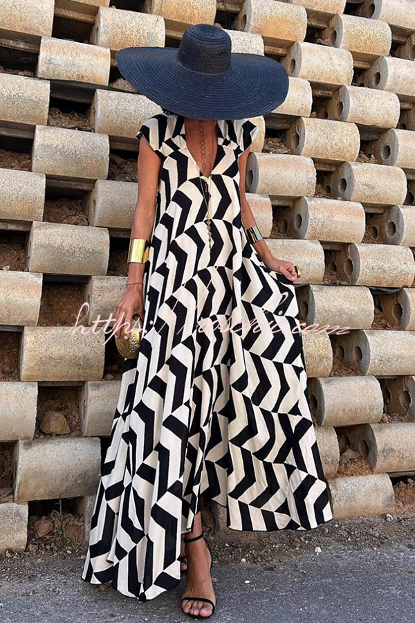 Well Tailored Dress with a Graceful Silhouette
