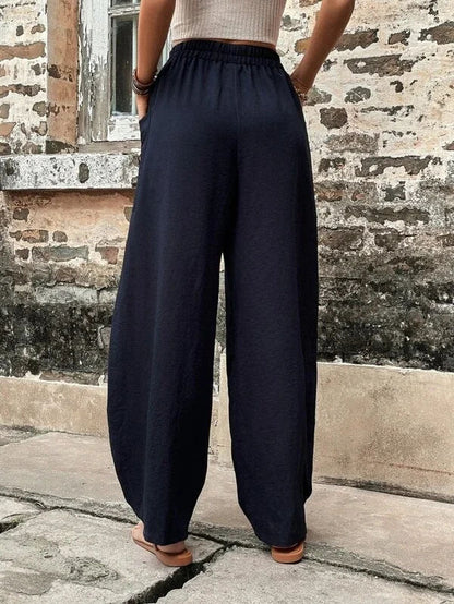 Beautifully Finished Pants in a Timeless Design