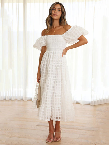 Sophisticated Dress with a Clean Classic Look