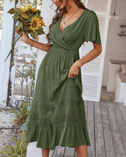 Gracefully Styled Dress for Any Occasion