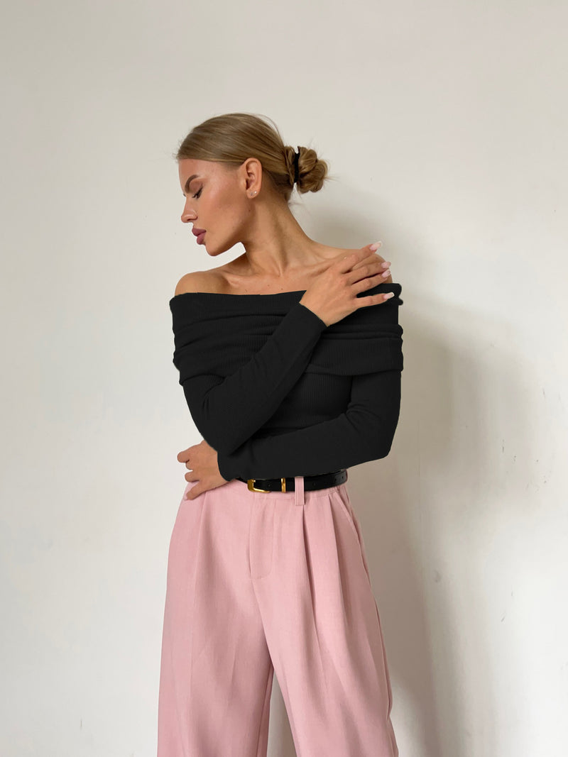 Classic Vintage Top with a Flattering Fit