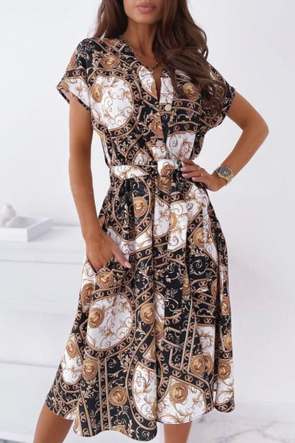 Classic Vintage Dress with a Flattering Fit