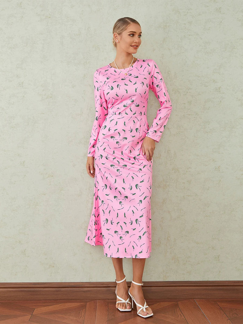 Gracefully Styled Dress for Any Occasion