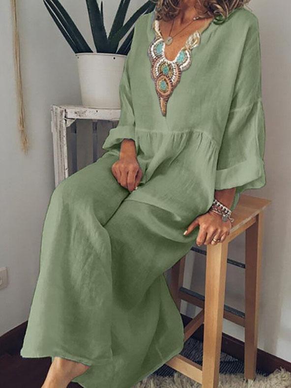 A Vintage Style Dress with Delicate Timeless Details