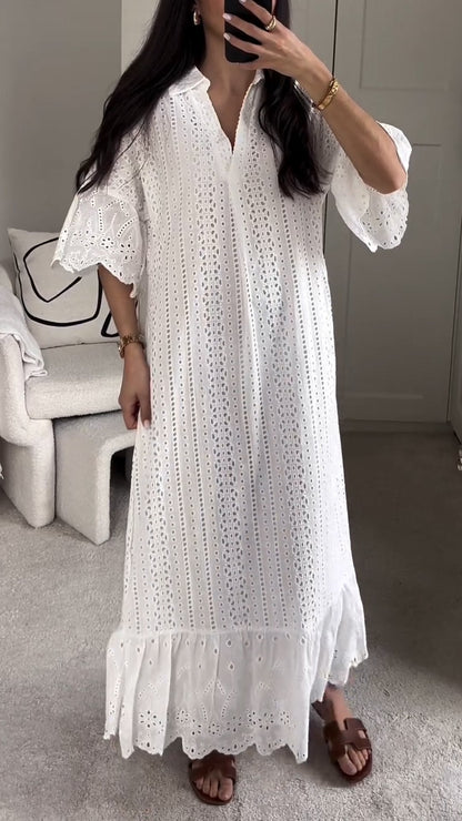 Classic Vintage Dress with a Flattering Fit