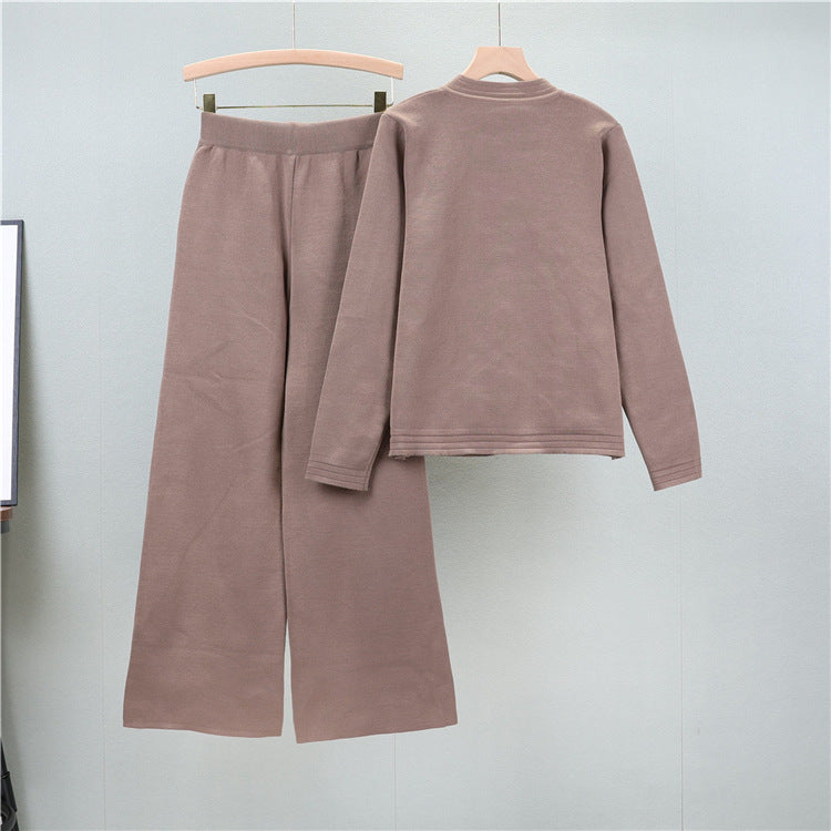 Gracefully Styled Cardigan for Any Occasion