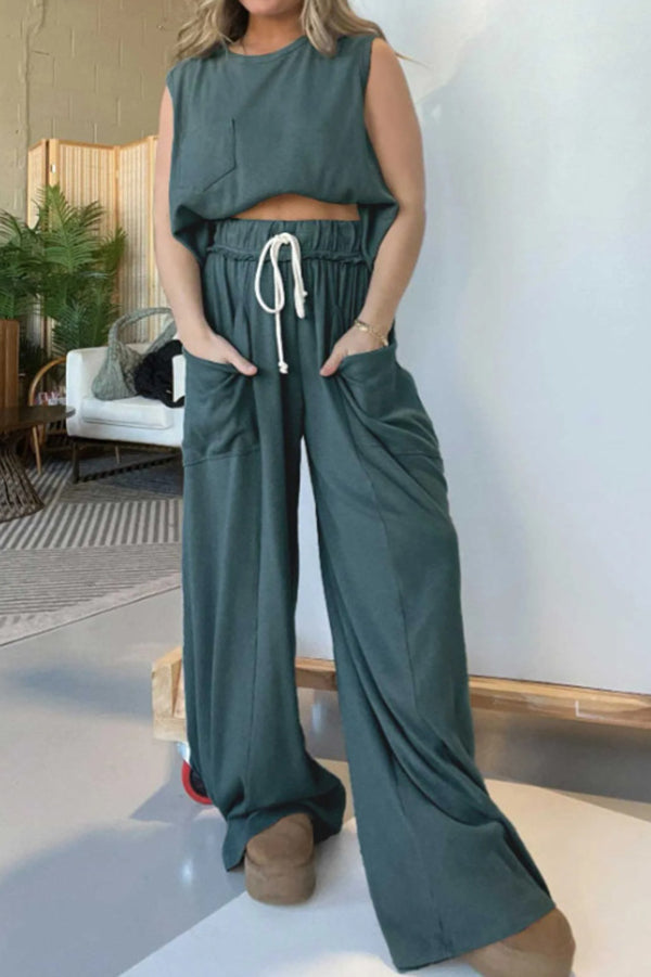 Polished Pants with an Effortless Classic Look