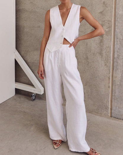 Beautifully Finished Pants in a Timeless Design