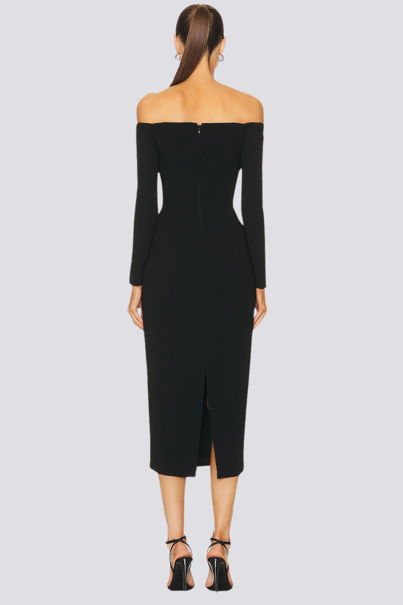 Effortlessly Elegant Dress with a Timeless Design