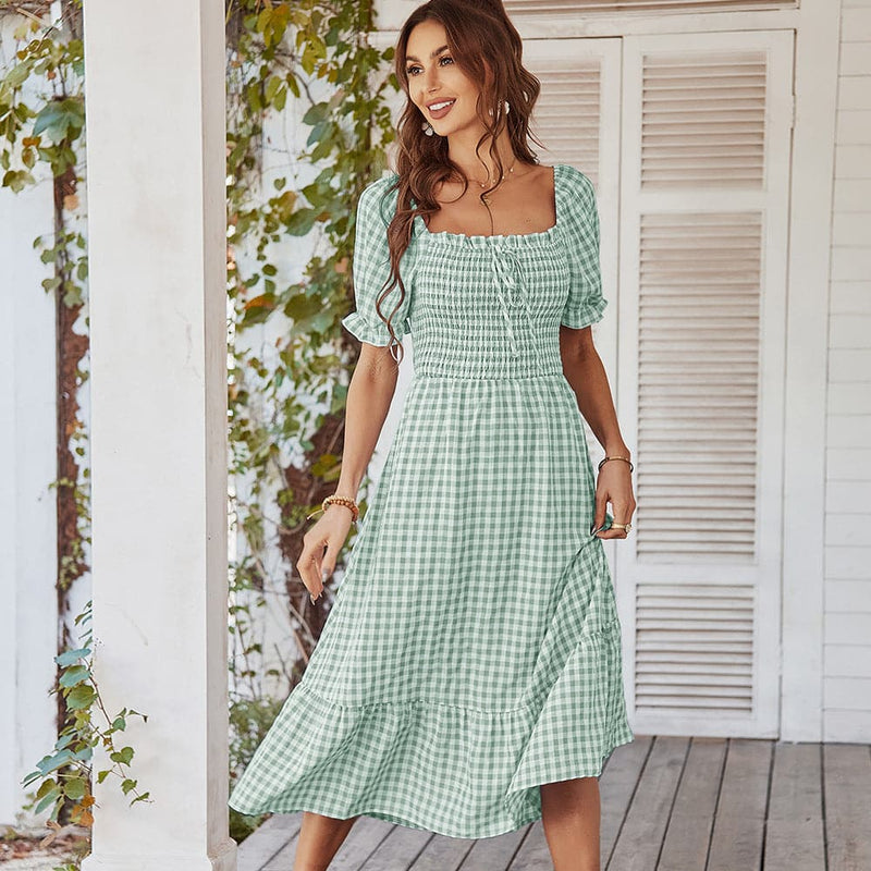 Beautifully Crafted Dress in a Classic Style