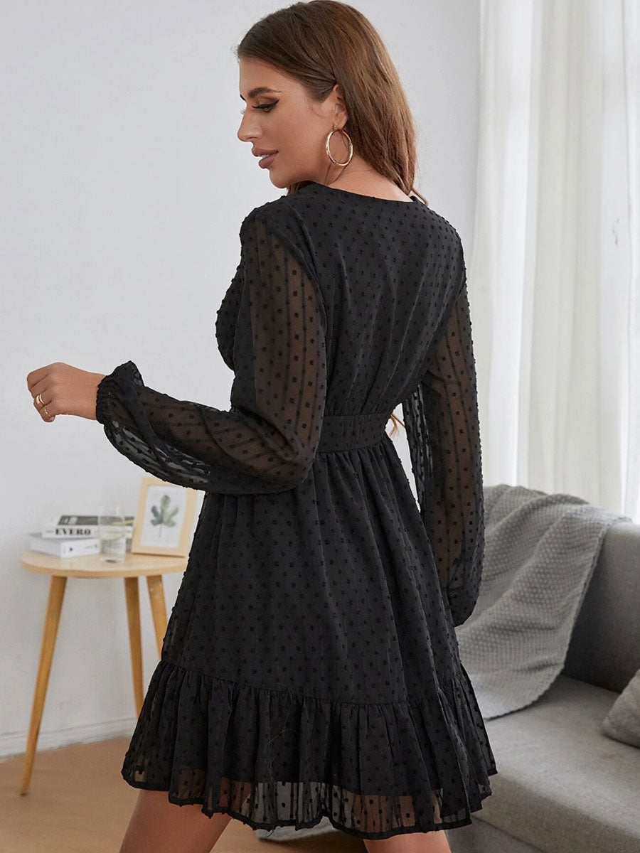 Classic Vintage Dress with a Flattering Fit