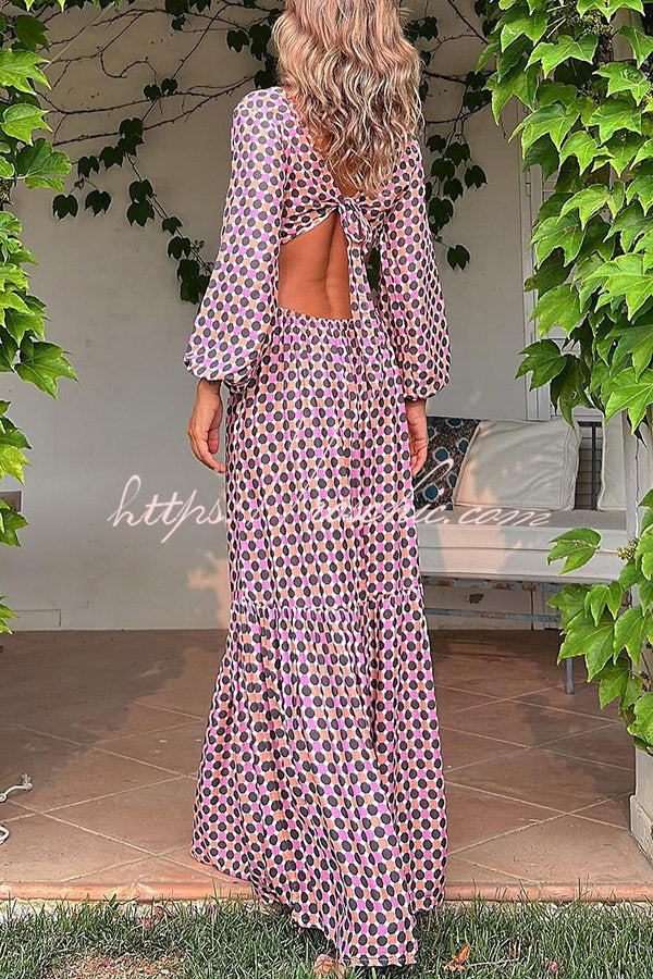 Classic Vintage & Enduringly Stylish Dress