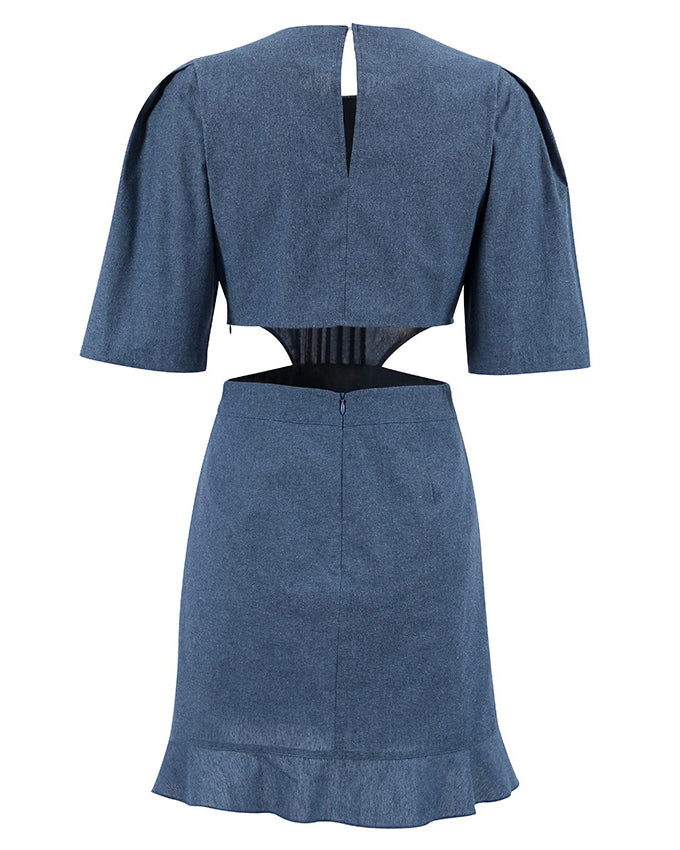Classic Vintage Dress with a Flattering Fit