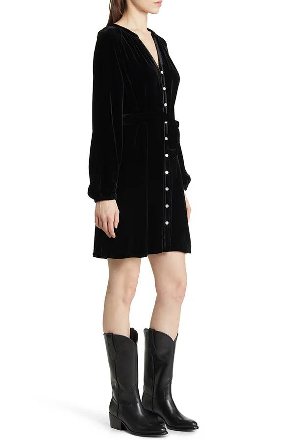 Sophisticated Dress with a Clean Classic Look