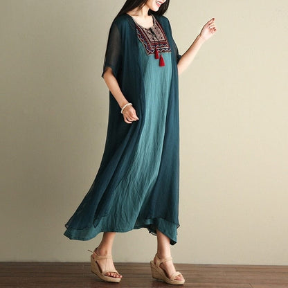 Beautifully Finished Dress in a Timeless Design