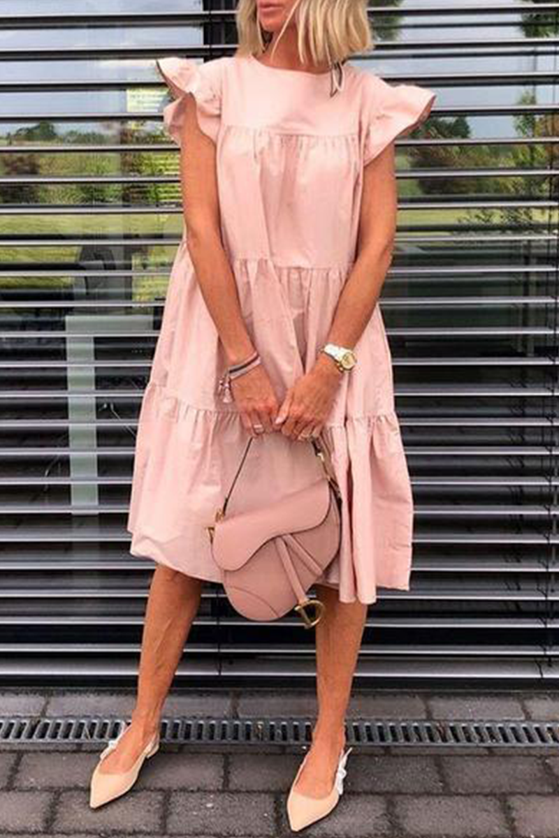 Beautifully Finished Dress in a Timeless Design