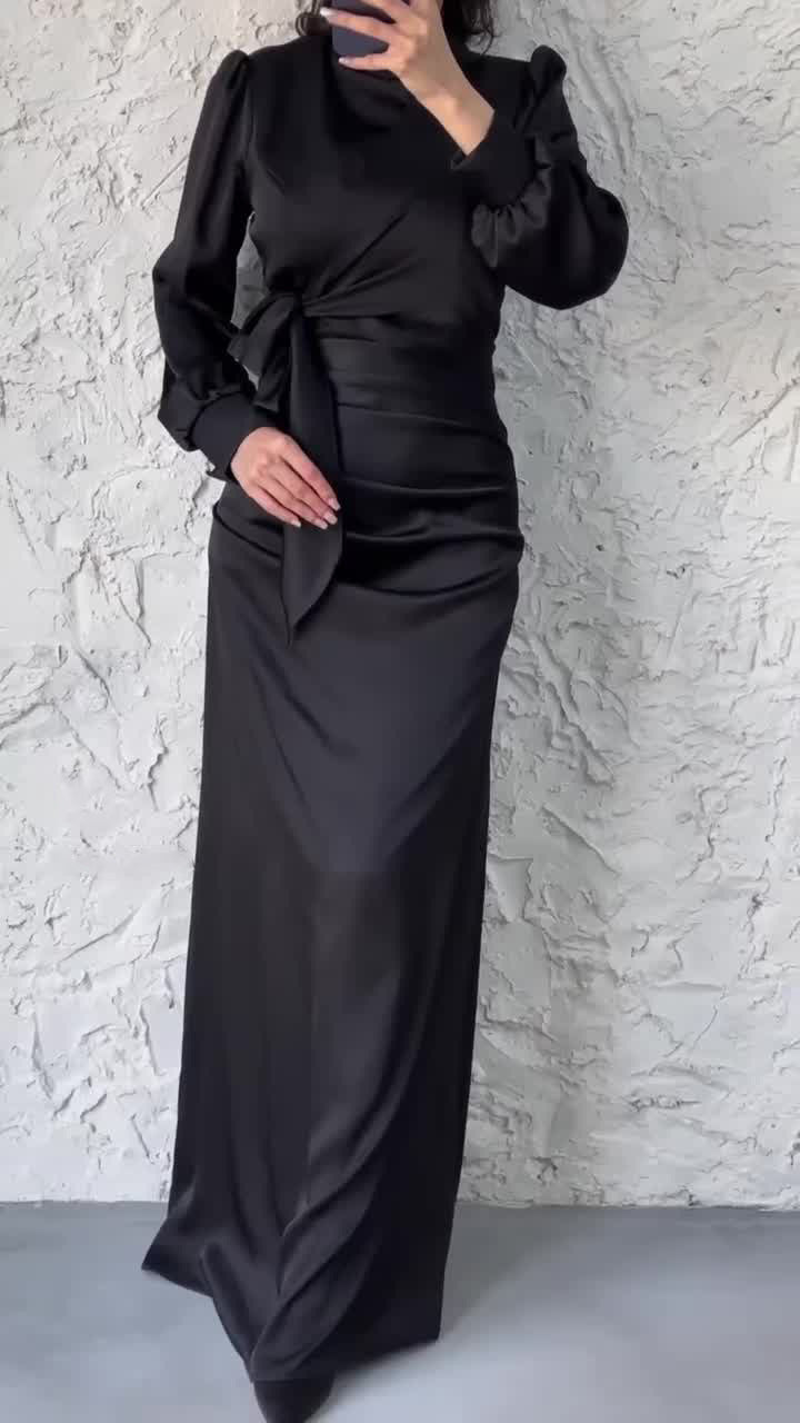 Effortlessly Elegant Dress with a Timeless Design